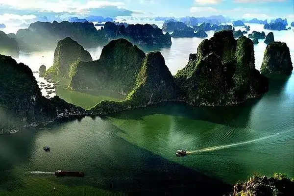 2026年 10/13 越南胡志明．富國島．河內(下龍灣)豪華10日遊